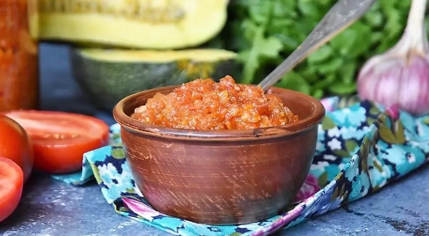 Аджика из кабачков на зиму