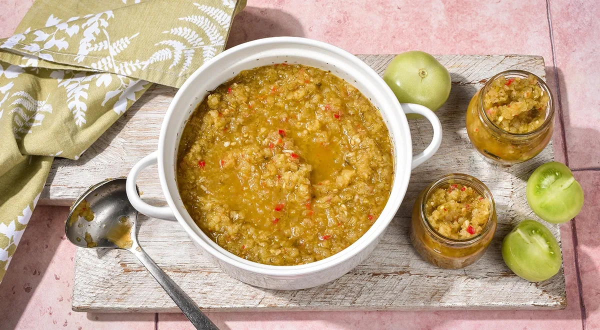 Аджика из зеленых помидоров