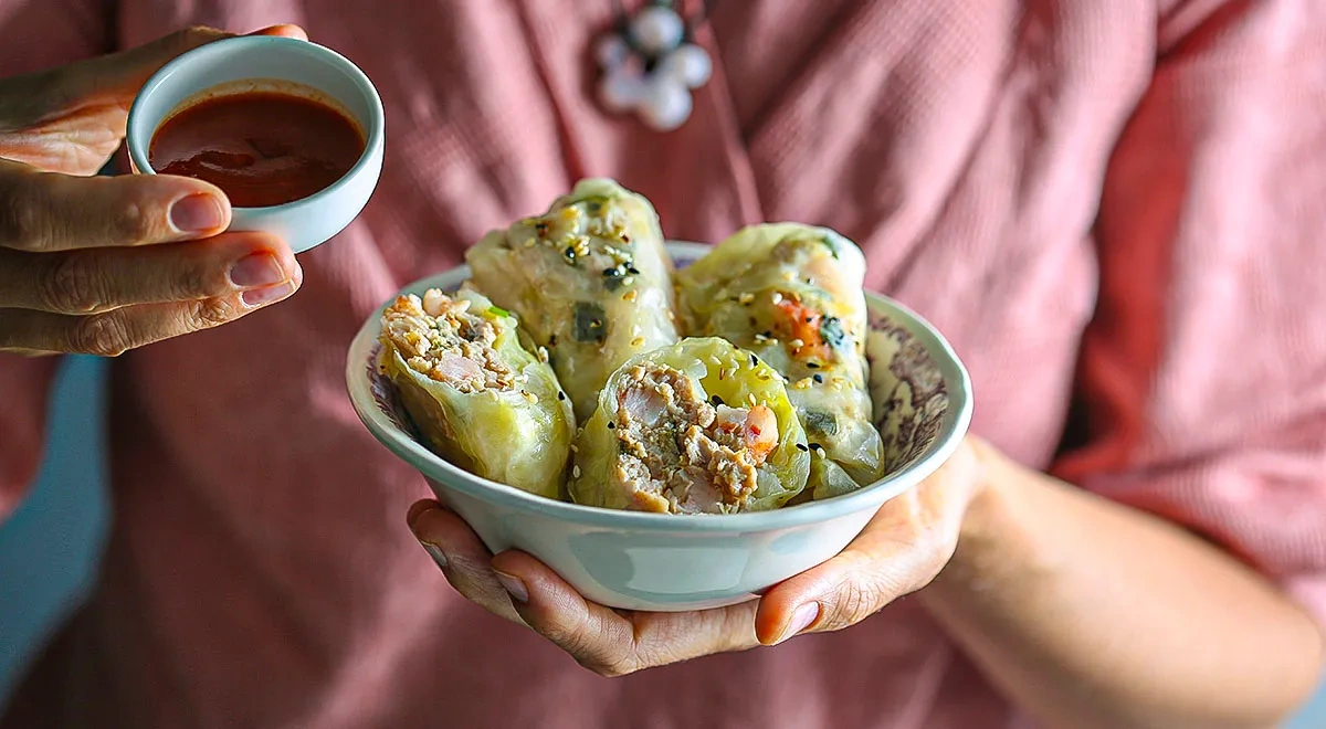 Азиатские голубцы с индейкой и креветками