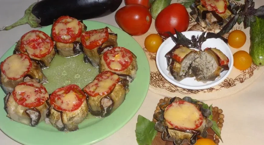 Баклажаны с фрикадельками