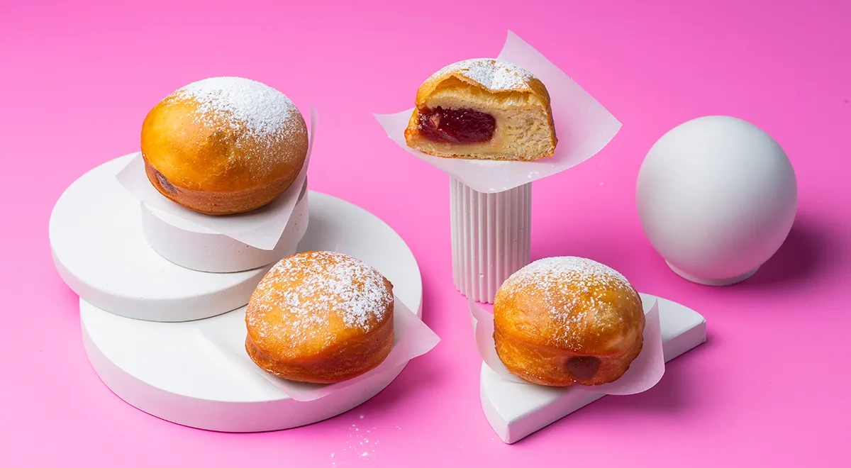Берлинеры – классические пончики с джемом