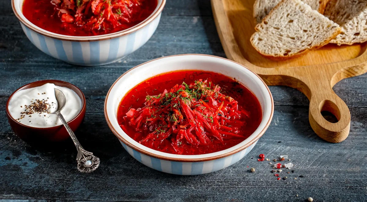 Борщ с тушёнкой