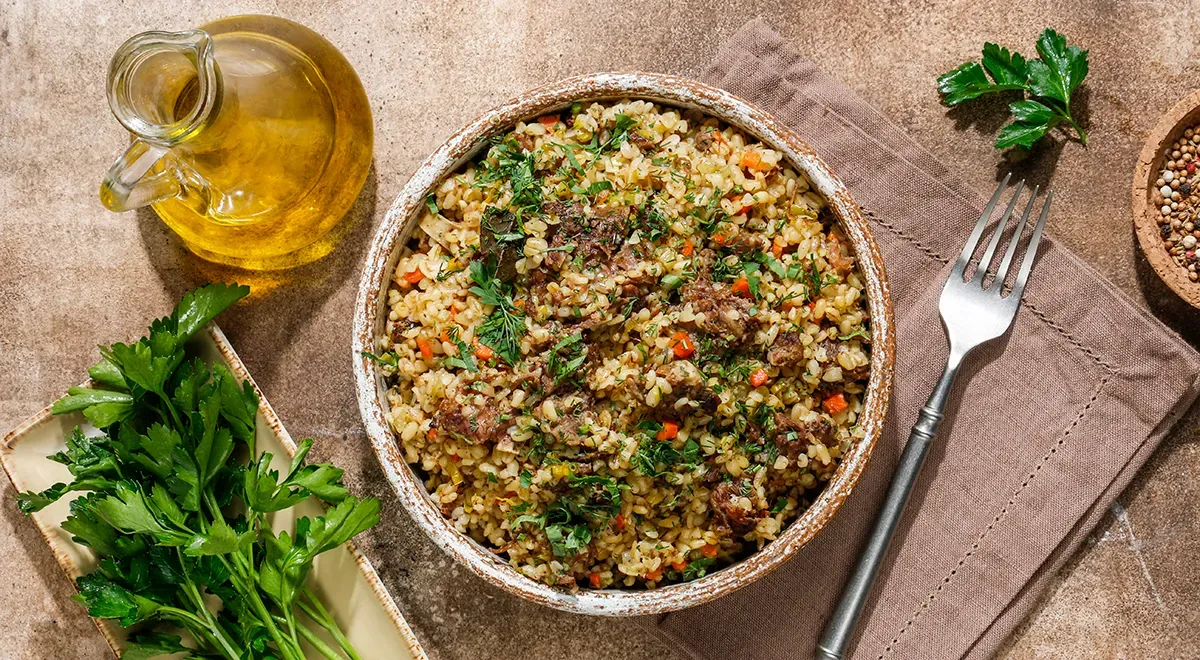 Булгур с тушенкой