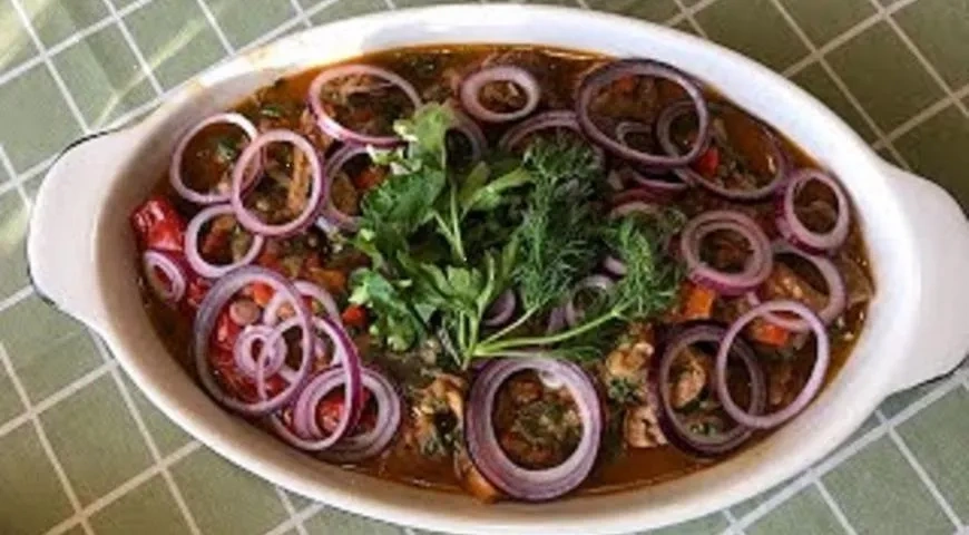 Чашушули по-грузински из говядины в казане