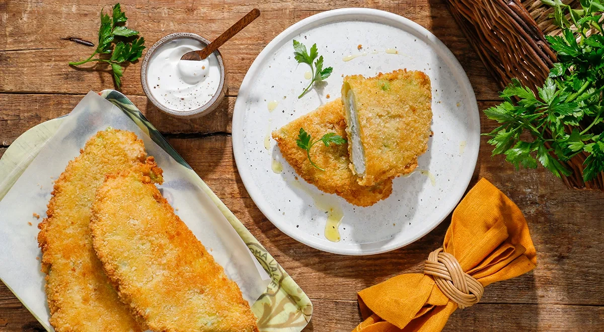 Чебуреки из капусты с куриным фаршем