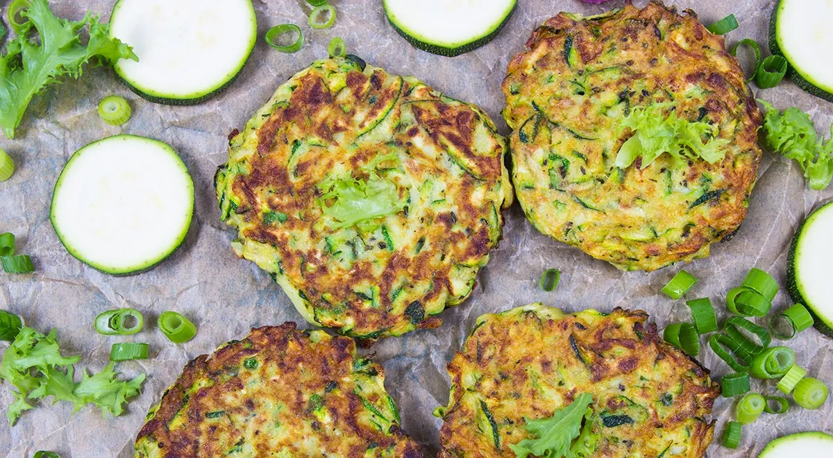 Диетические оладьи из кабачков в духовке