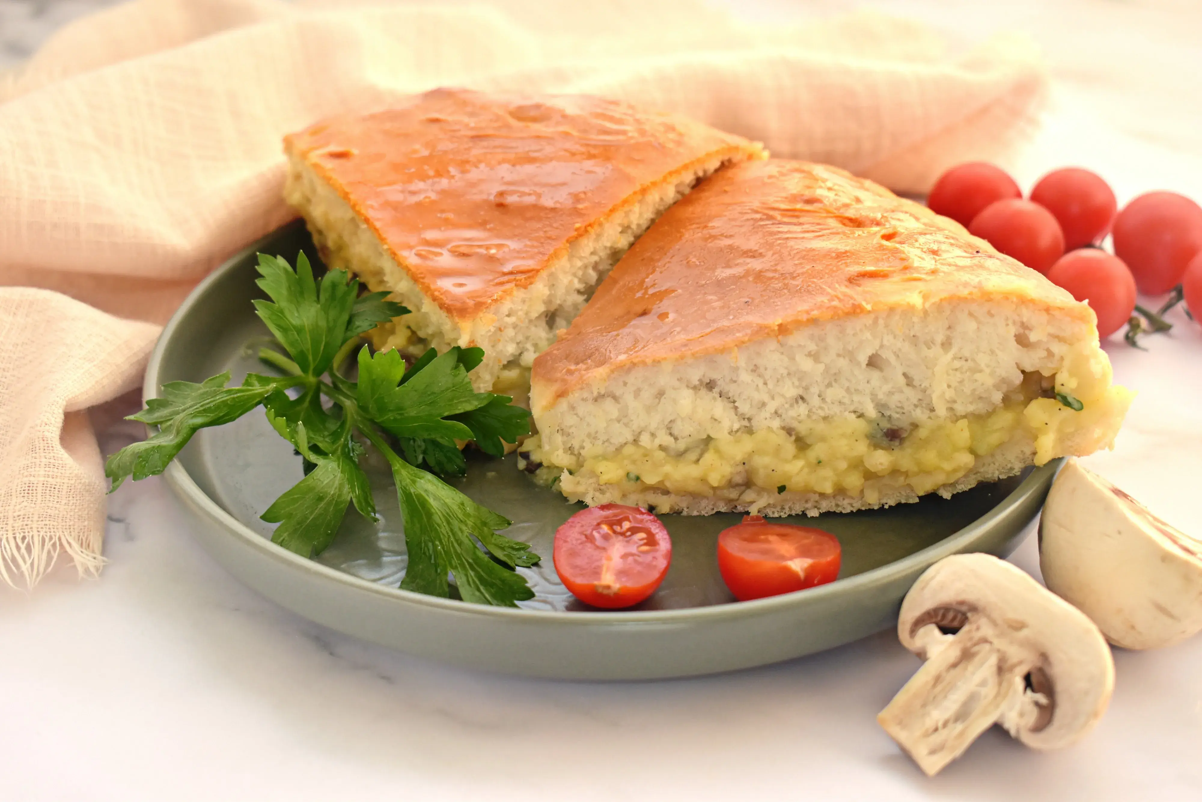 Пирог с картофелем и грибами