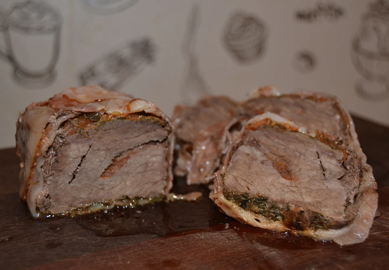 Говядина в беконе