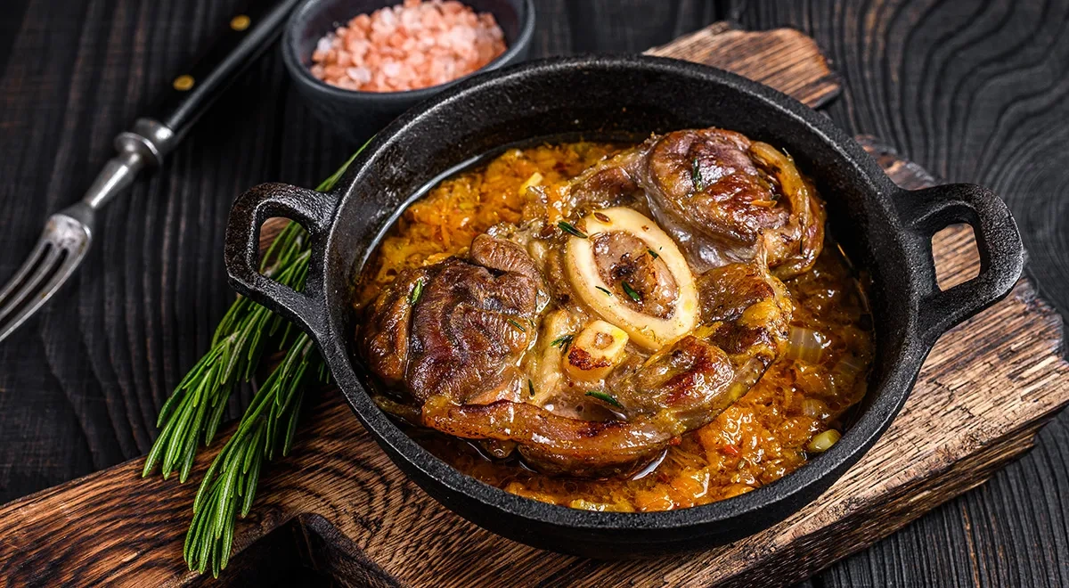 Говядина на кости в духовке