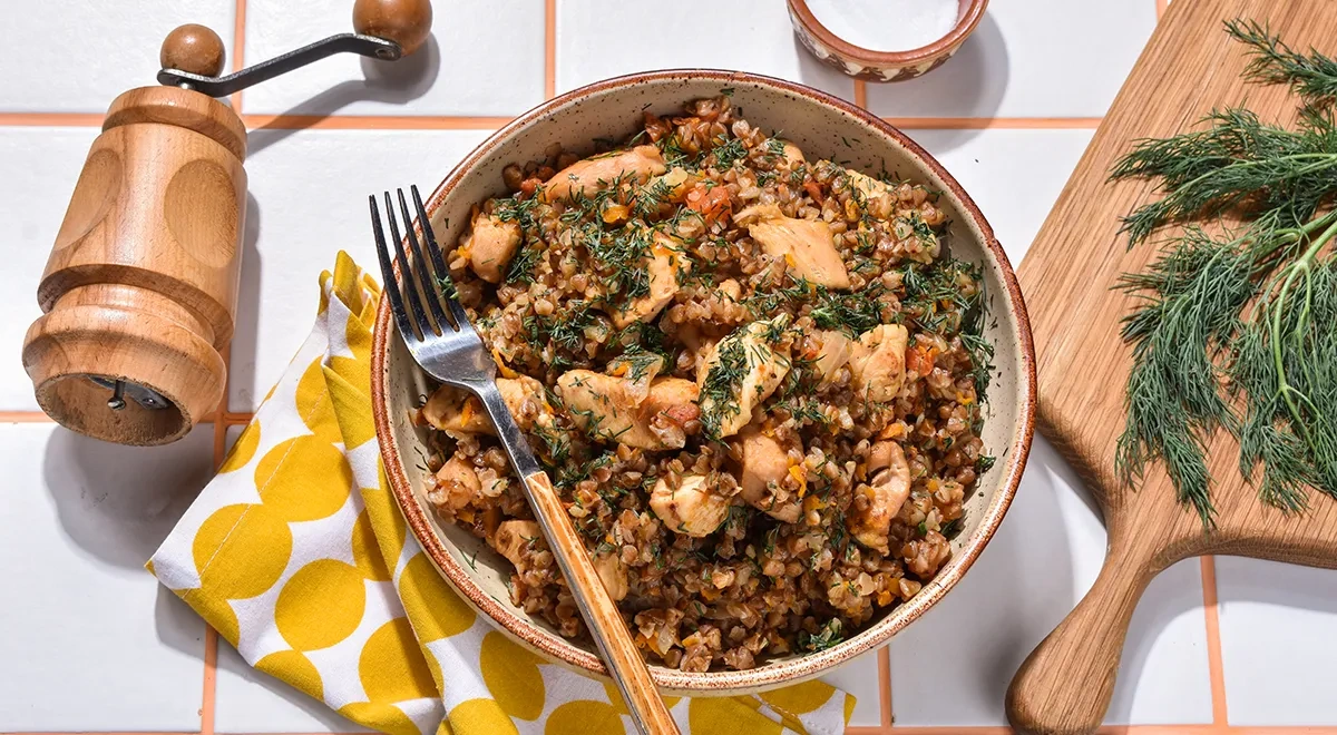 Гречка по-купечески в мультиварке с курицей