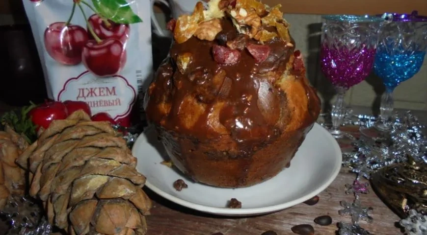 Кекс с грецкими орехами, кумкватом и вишнёвым джемом Махеевъ к 23 февраля