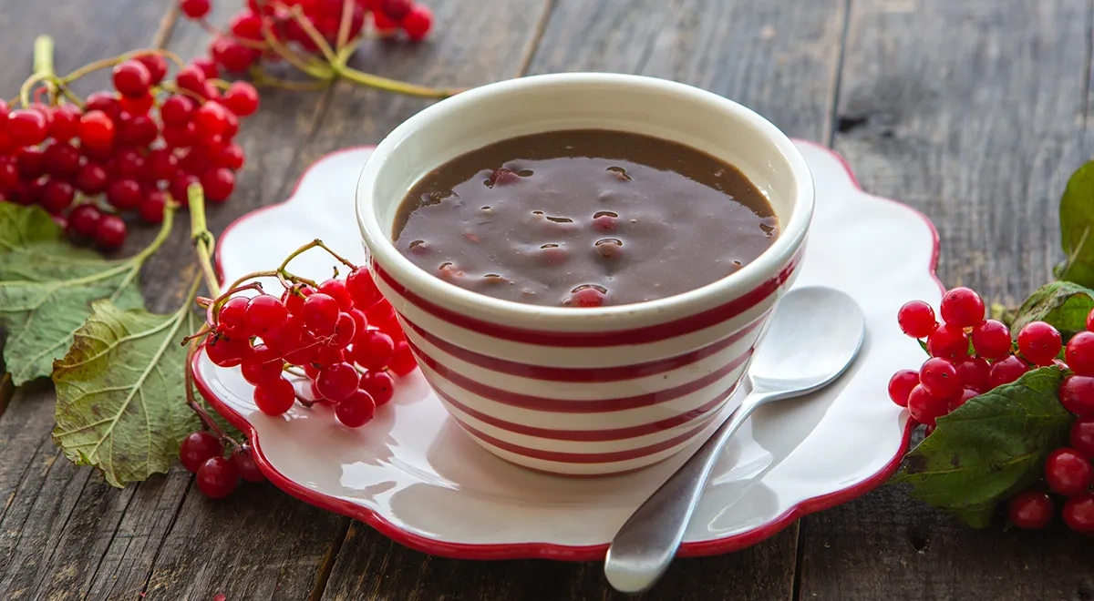 Кулага - старинный русский десерт из ягод и ржаной муки