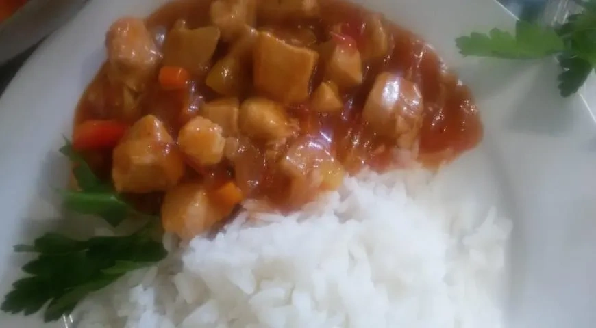 Курица с овощами в кисло-сладком соусе