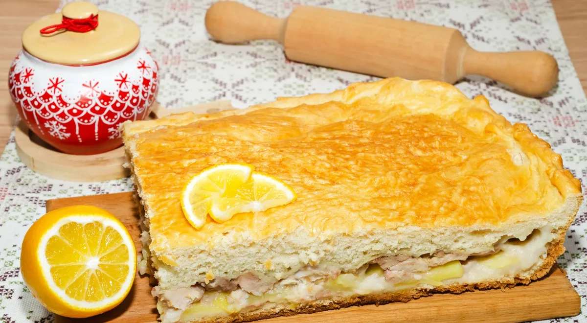 Ленивый курник с курицей и картошкой