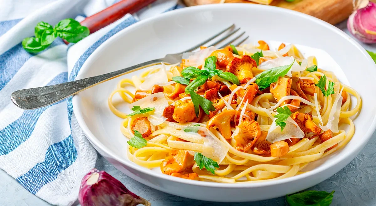 Лингвини с лисичками