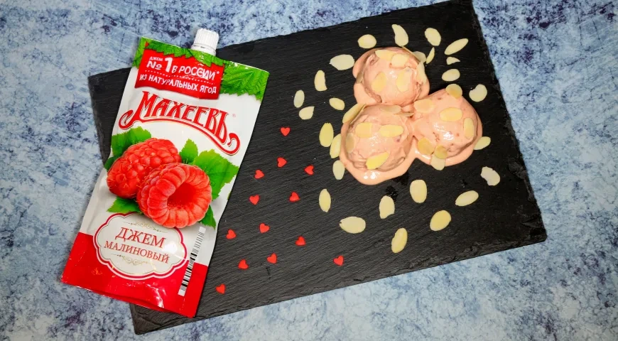 Малиновое мороженое с "Махеевъ" на 14 февраля