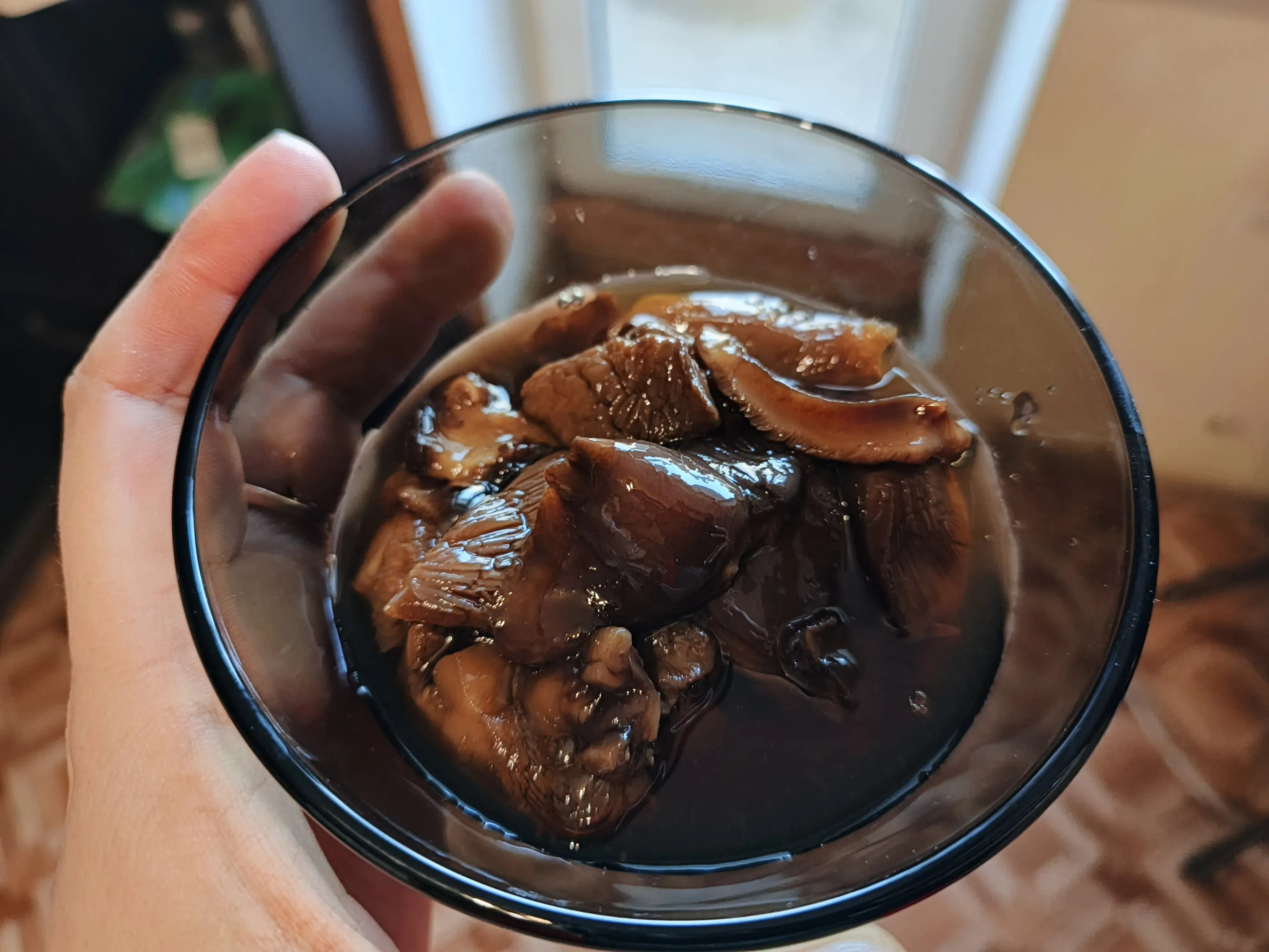 Маринованные грибы шиитаке