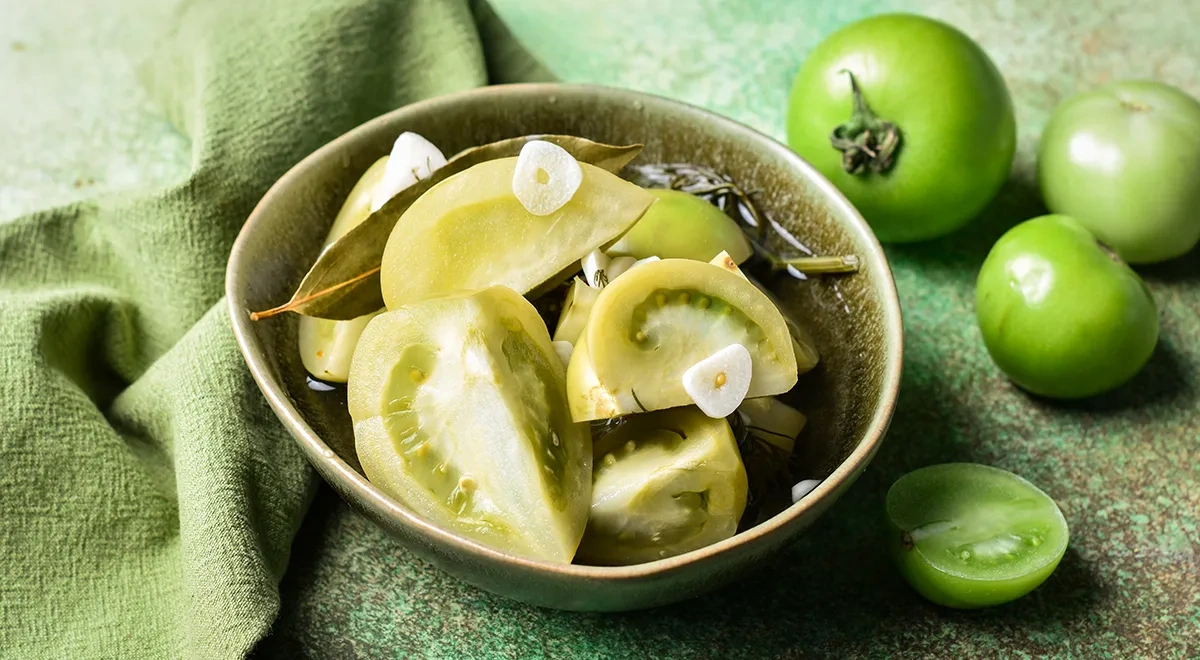 Маринованные зеленые помидоры быстрого приготовления