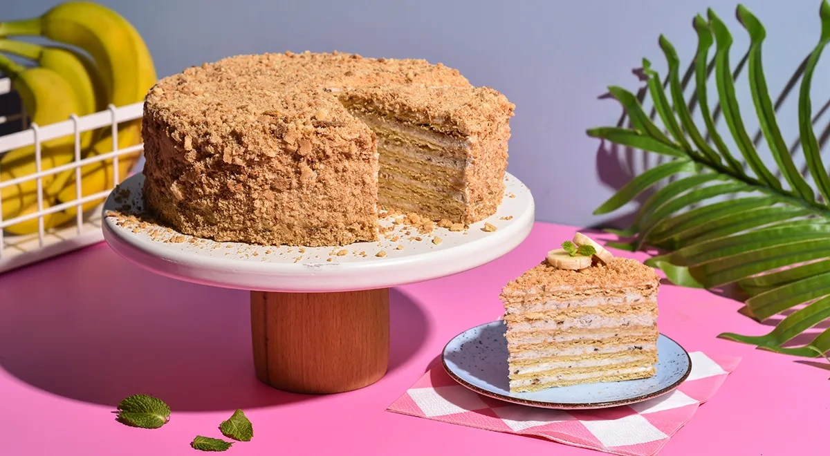 Медовик с бананом