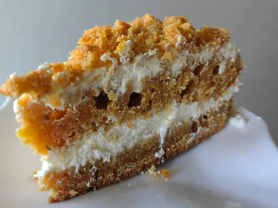 Морковный пирог