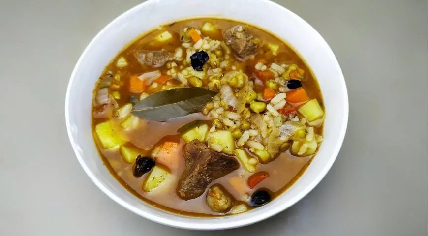 Мясной суп с машем и рисом - Машхурда