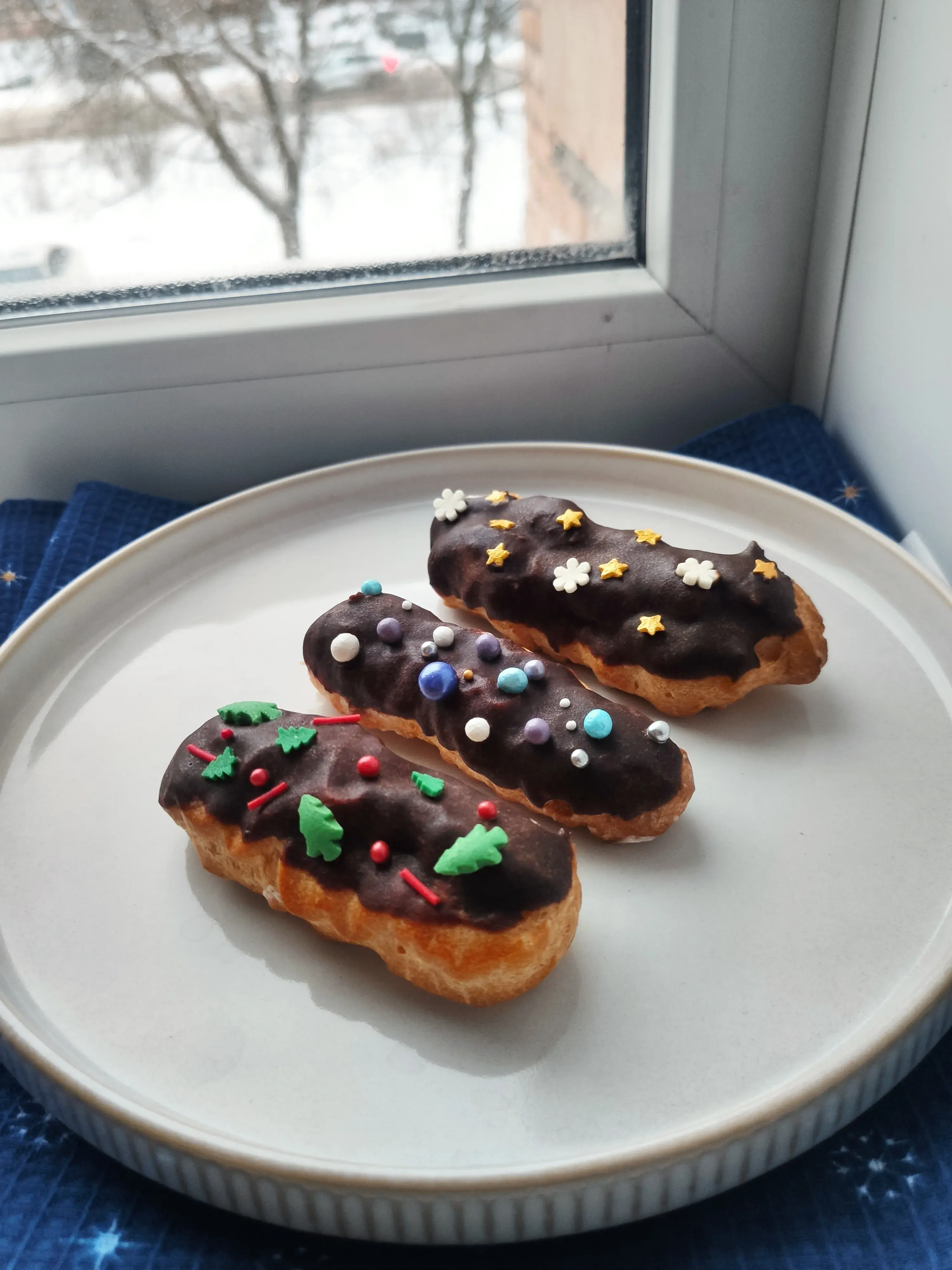 Новогодние эклеры