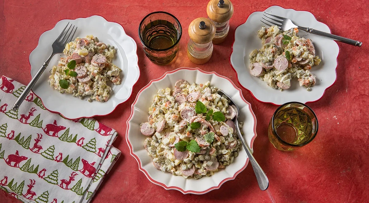 Оливье с сосисками