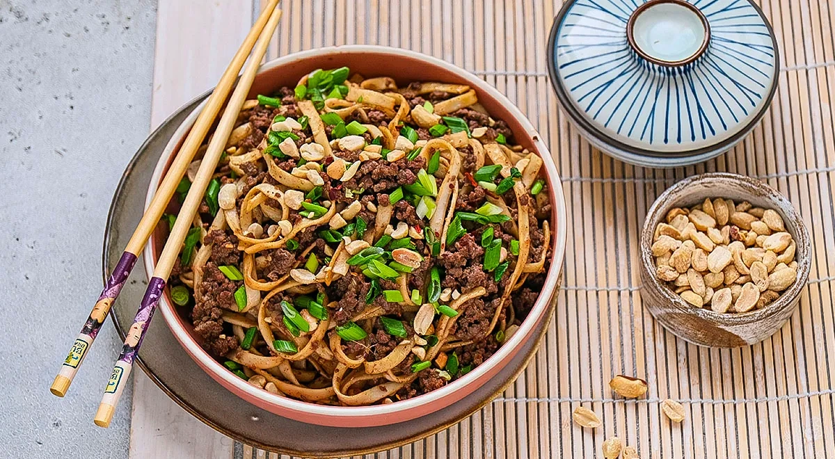 Острая лапша дан-дан с фаршем