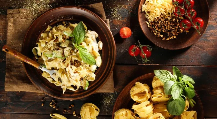 Паста с цукини и орешками