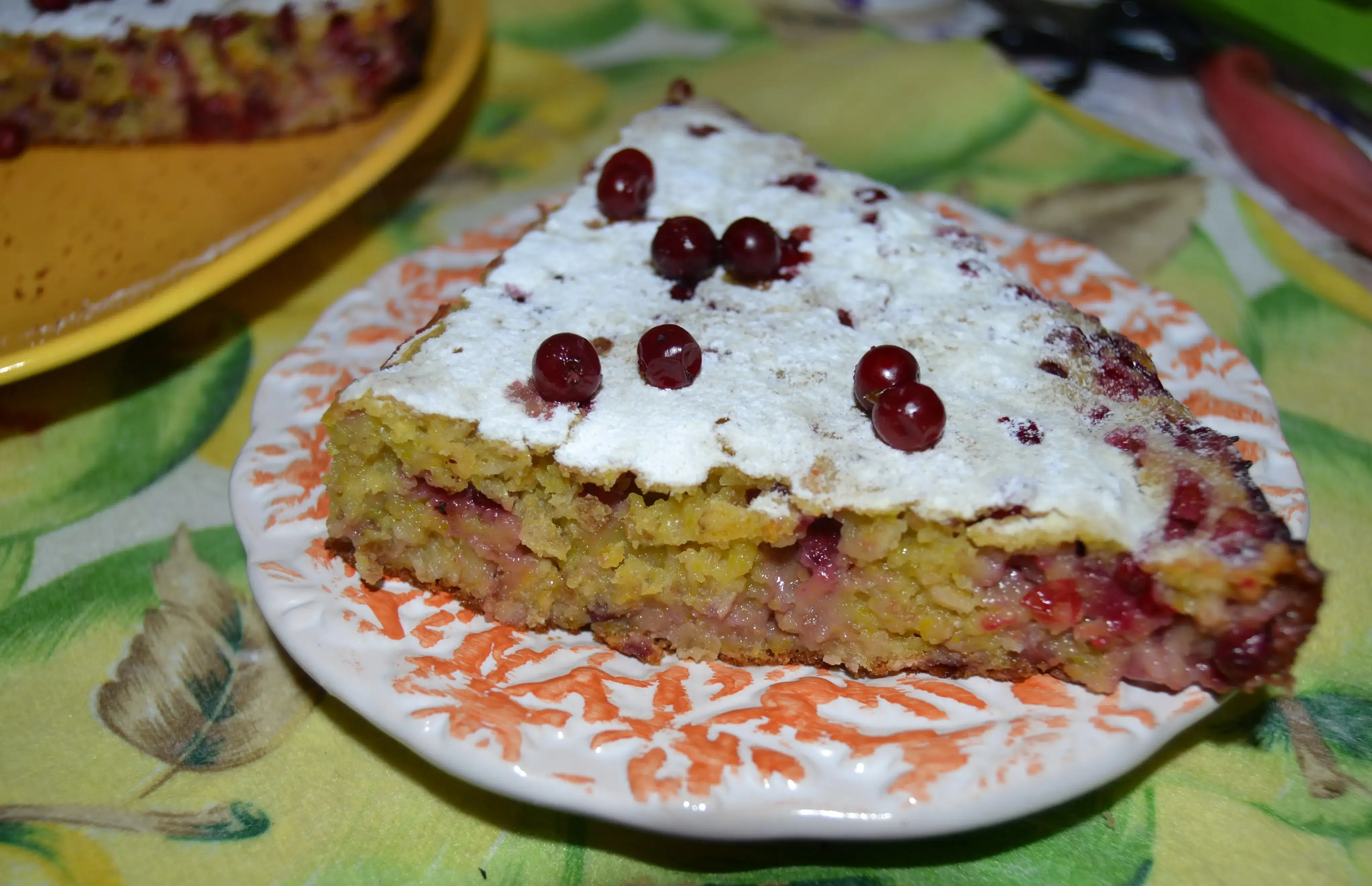 Пирог с тыквой и брусникой