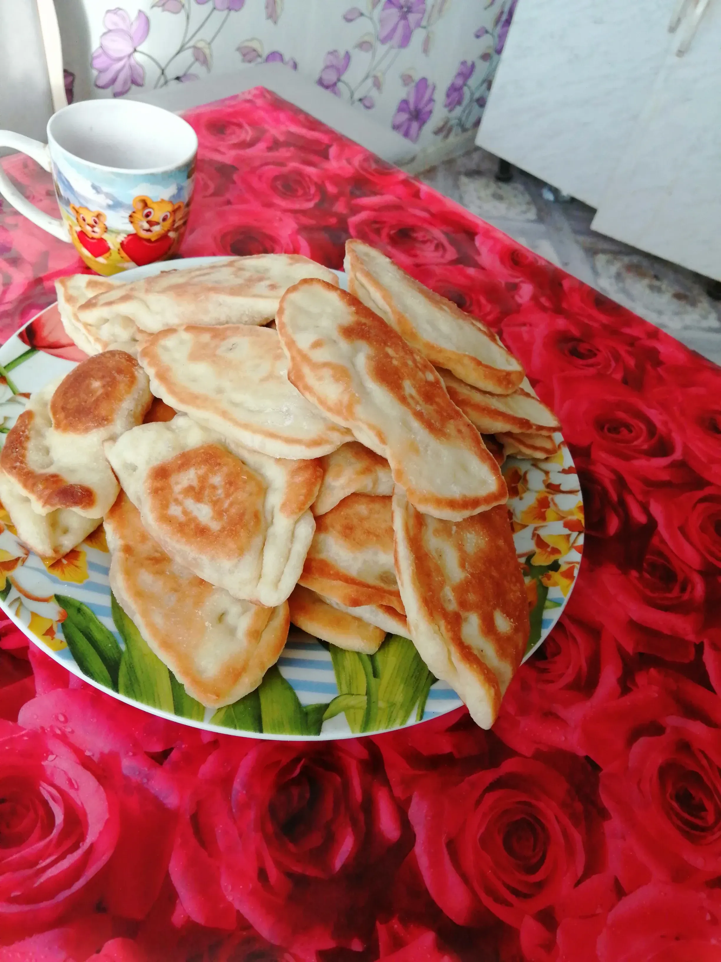 Пироги яблочно-брусничные