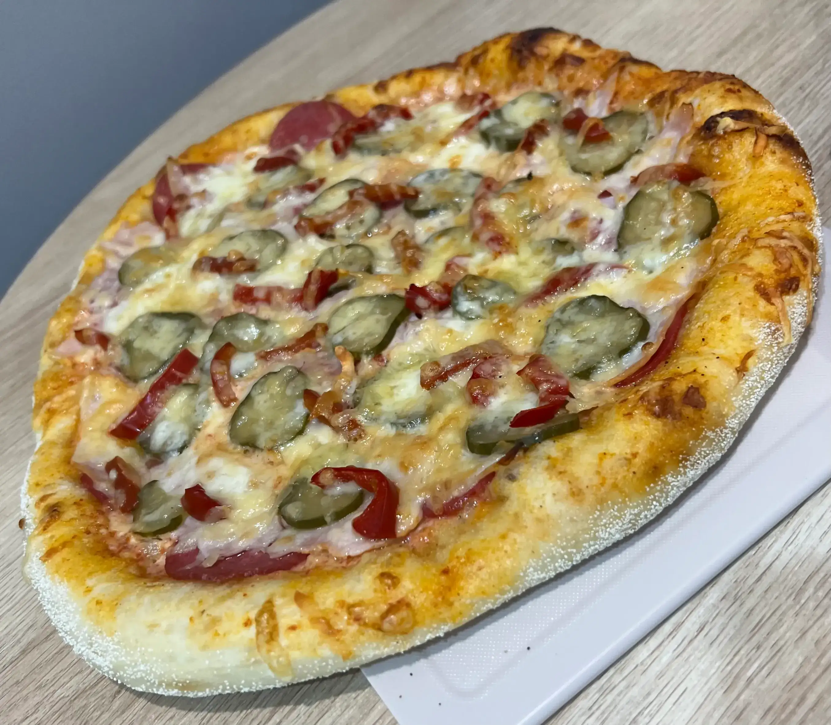 Пицца на дрожжевом тесте