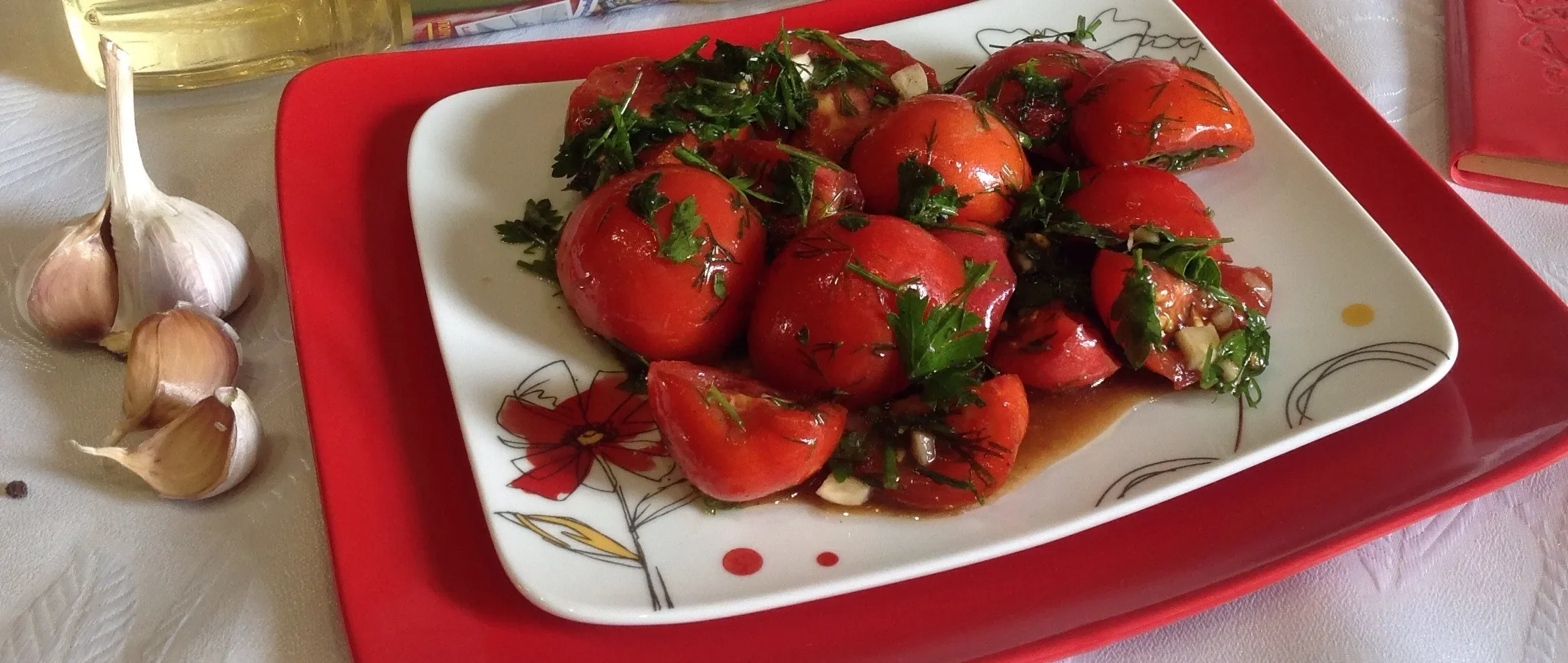 Помидоры, маринованные по-быстрому