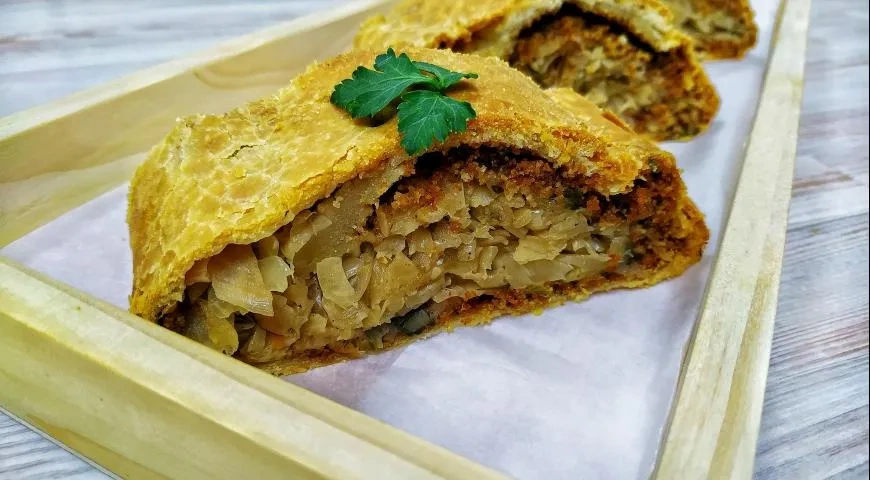 Рулет с квашеной капустой