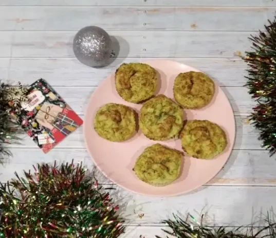 Рыбные маффины с брокколи и сыром