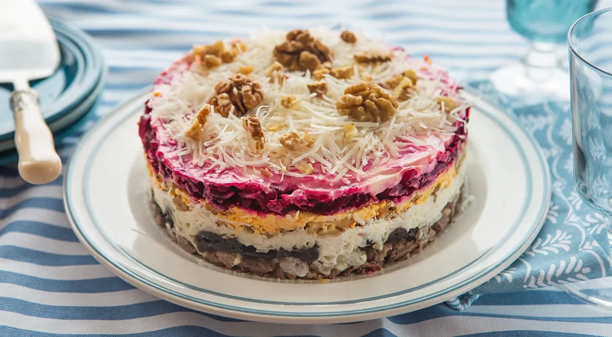 Салат Генерал со свеклой