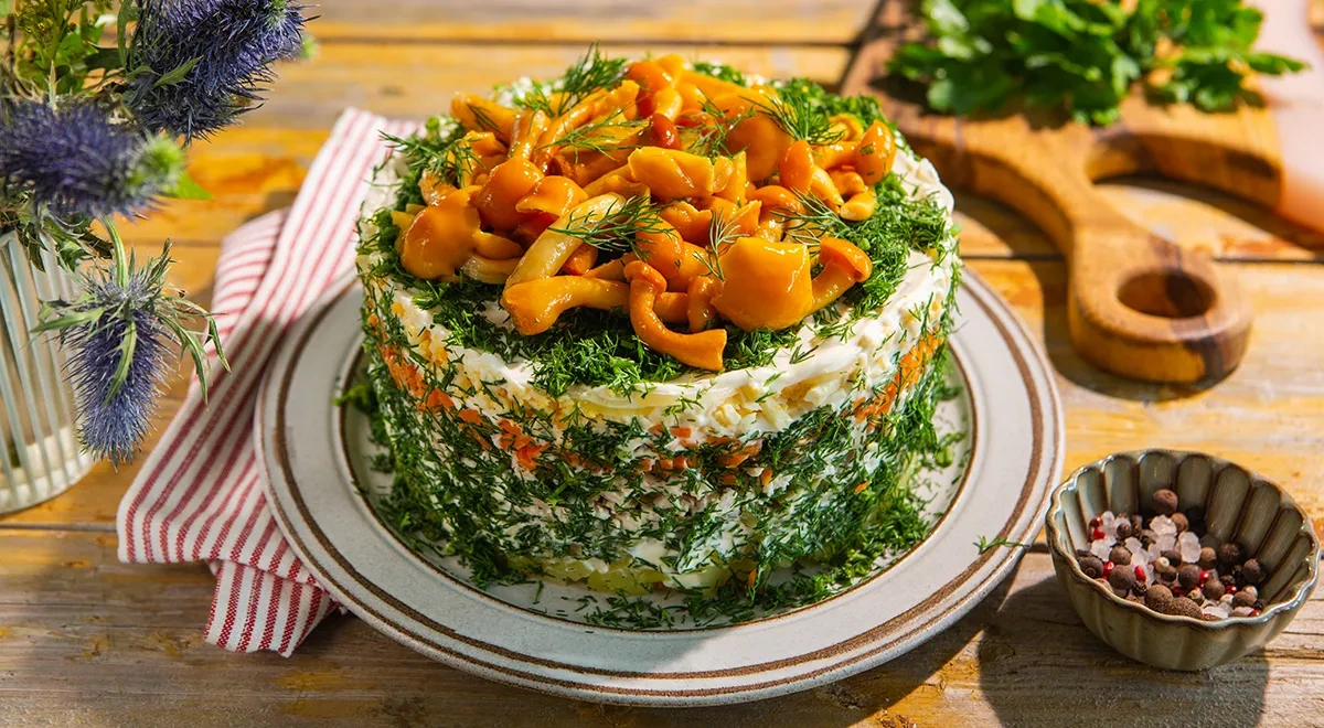 Салат «Грибное лукошко» с опятами