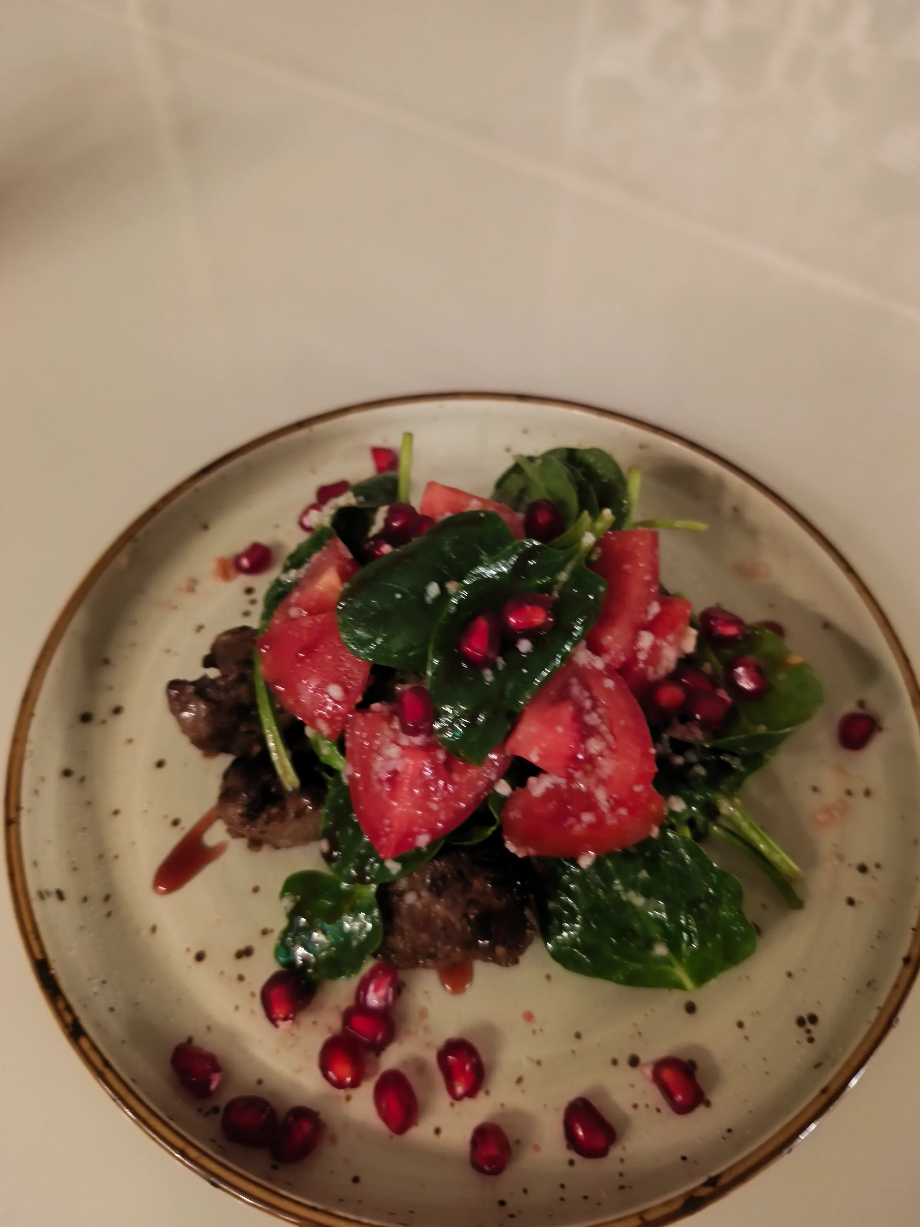 Салат из куриной печени