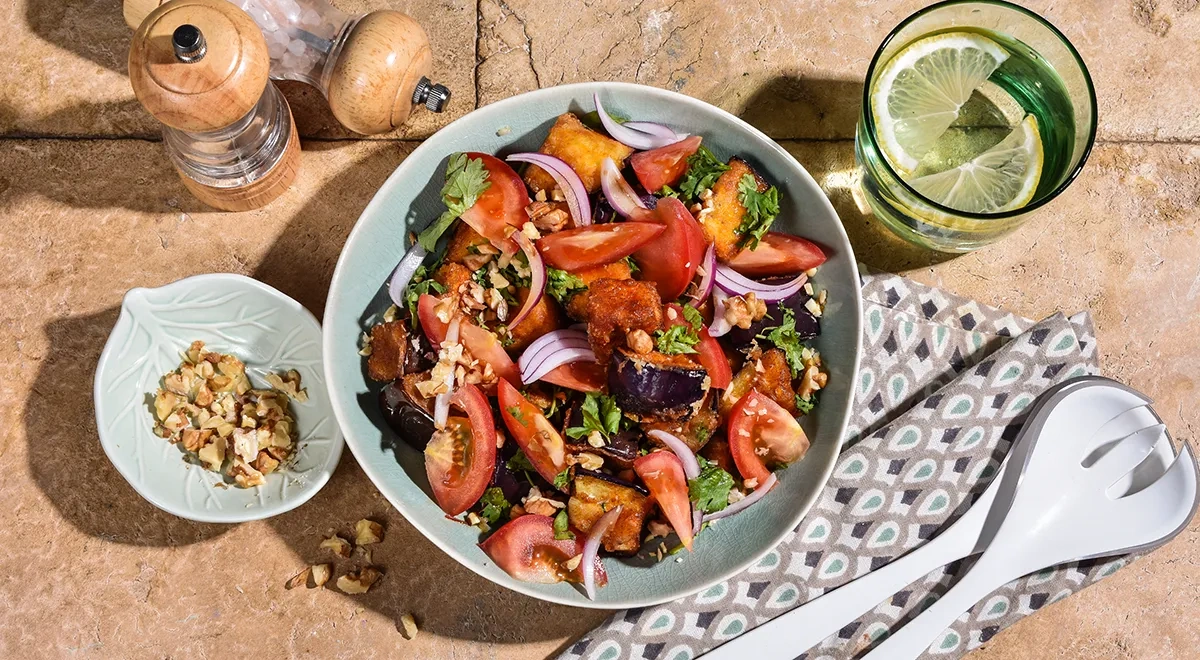 Салат «Лаззат» с хрустящими баклажанами