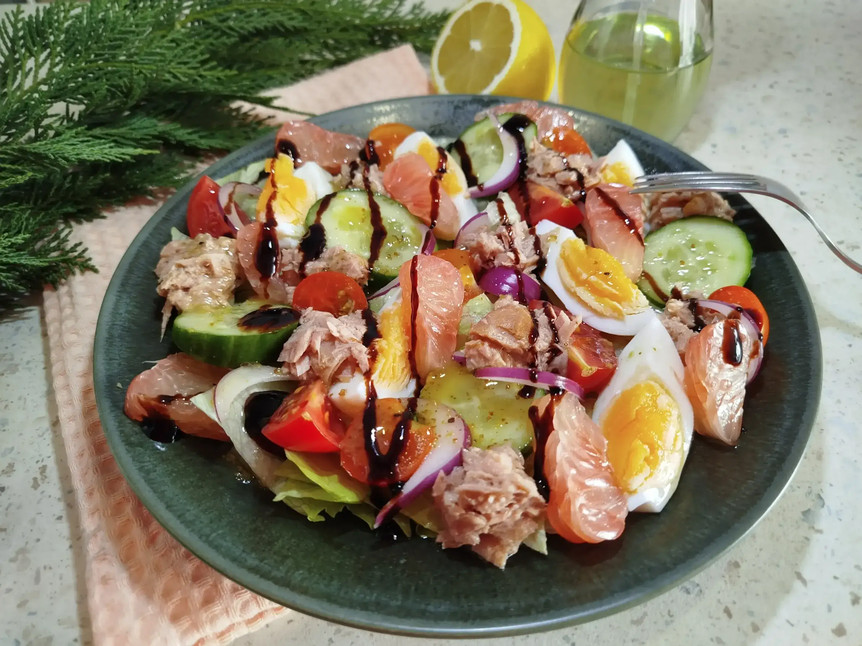 Салат «Нисуаз-Экзотик»