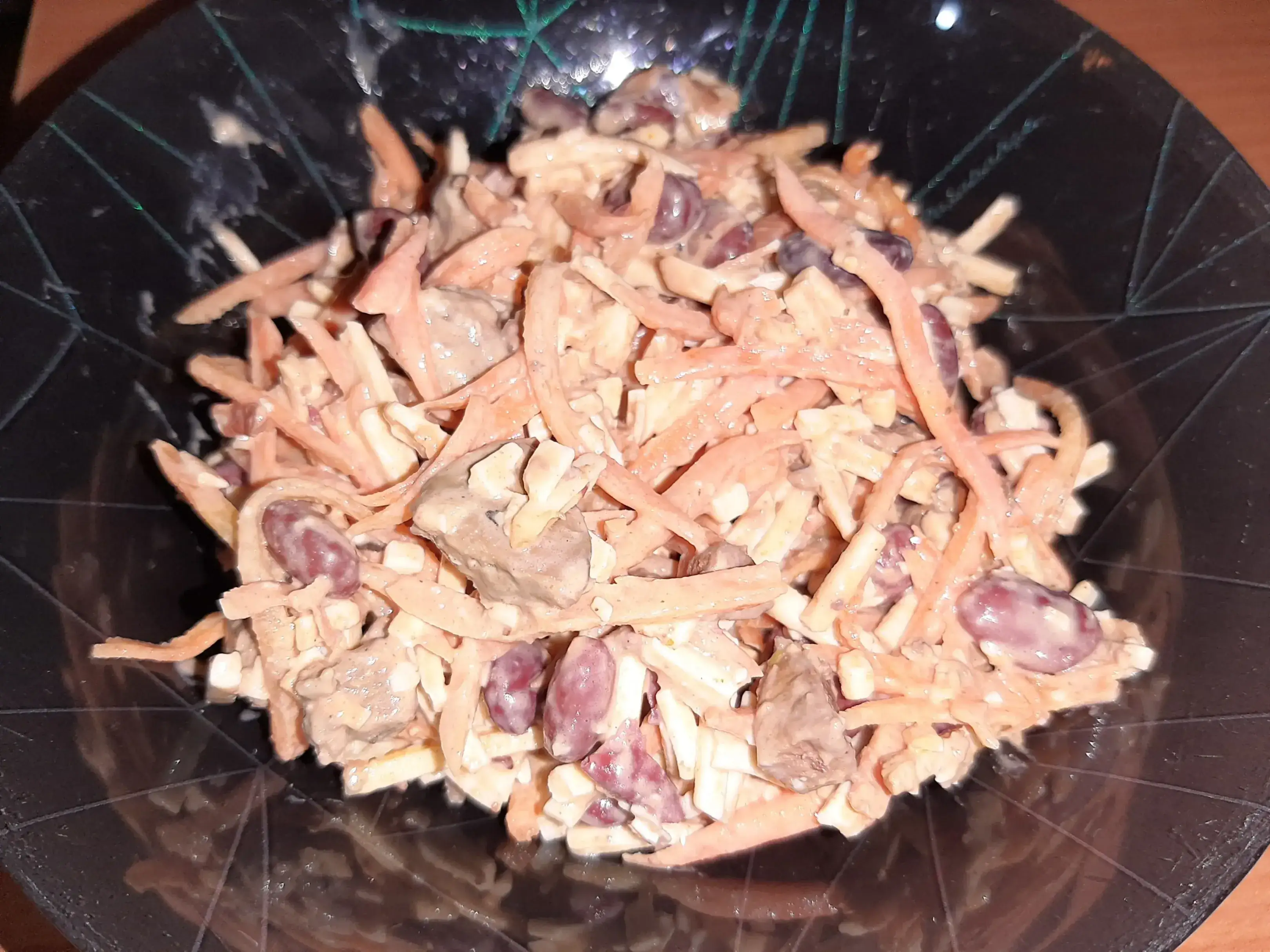 Салат с куриной печенью