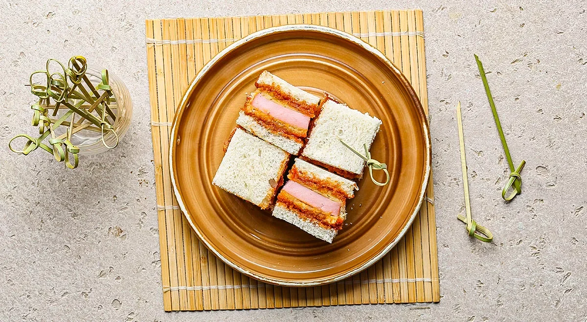 Сандо с вареной колбасой