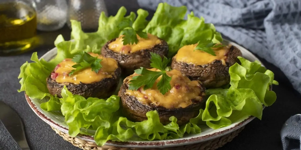 Шампиньоны с начинкой