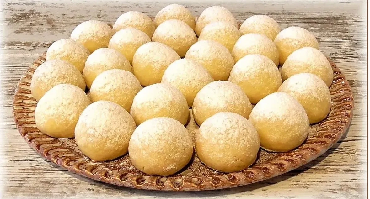 Снежные шарики