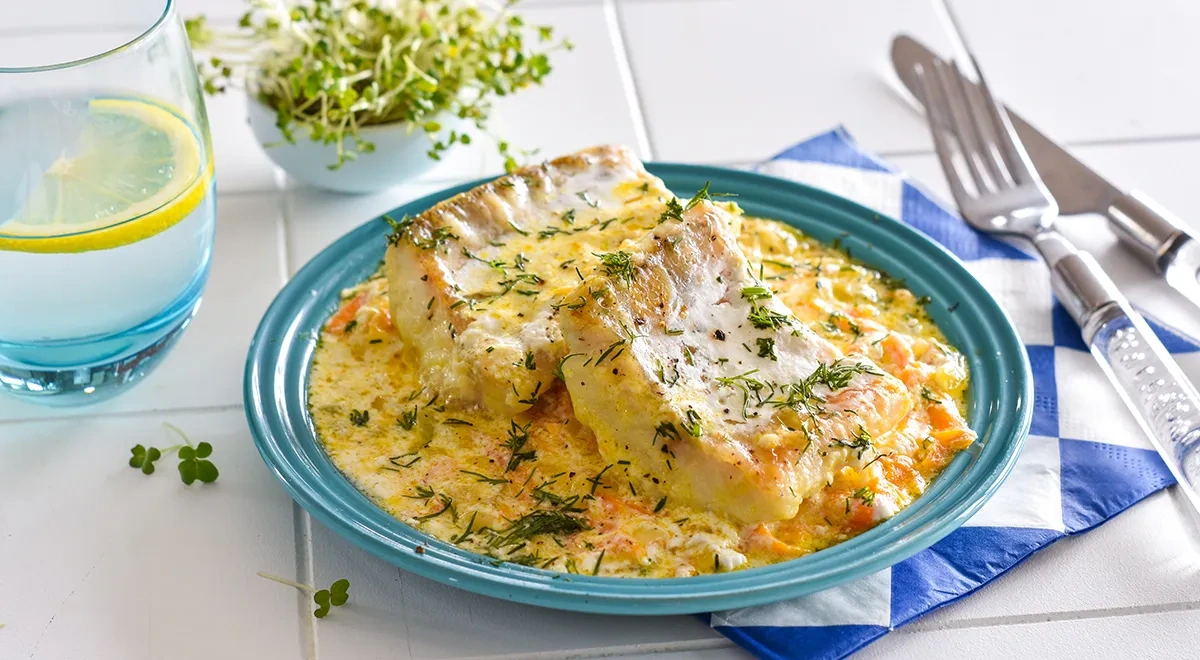 Судак в сметане