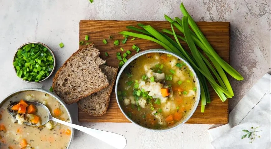 Суп из цветной капусты с диким рисом