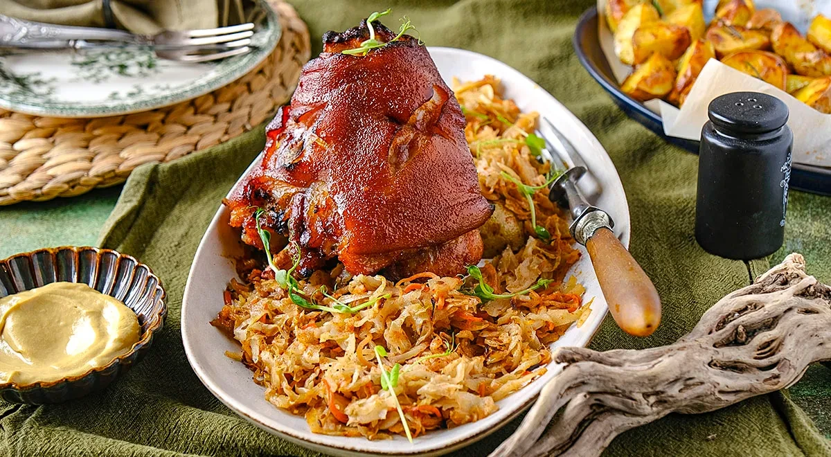 Свиная рулька в пиве