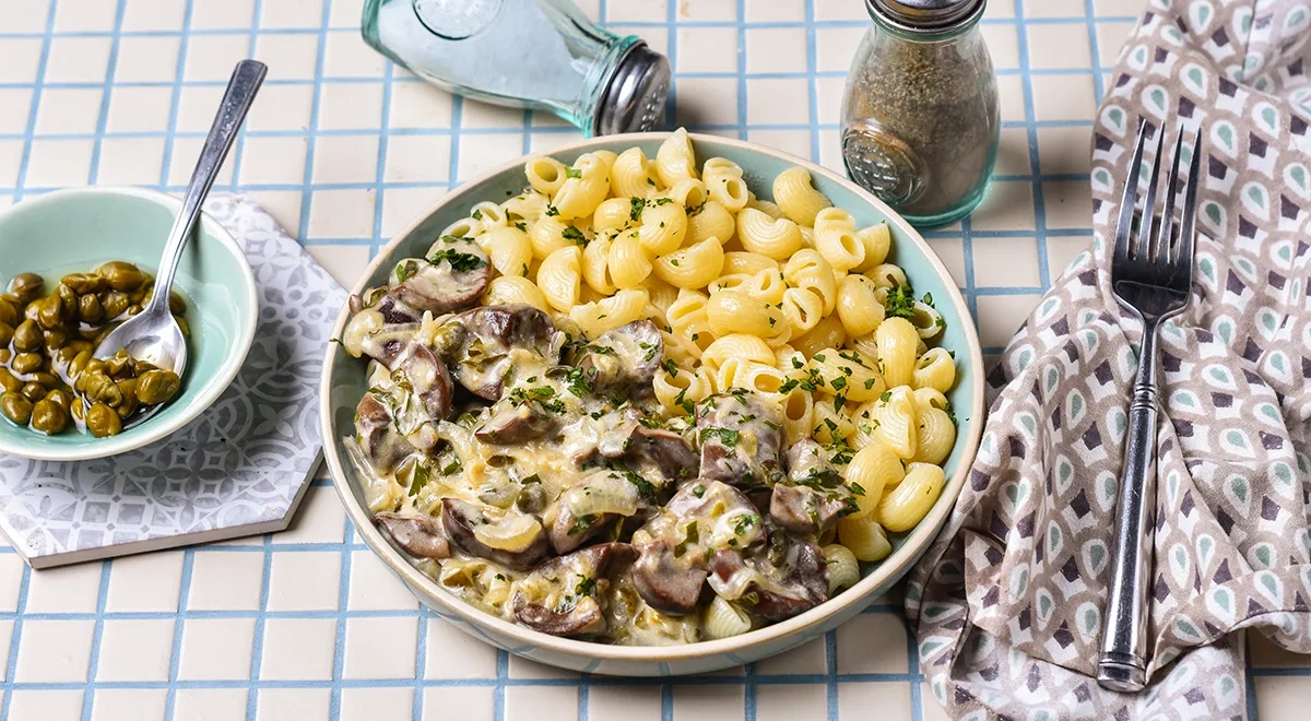 Свиные почки, тушенные в сметане