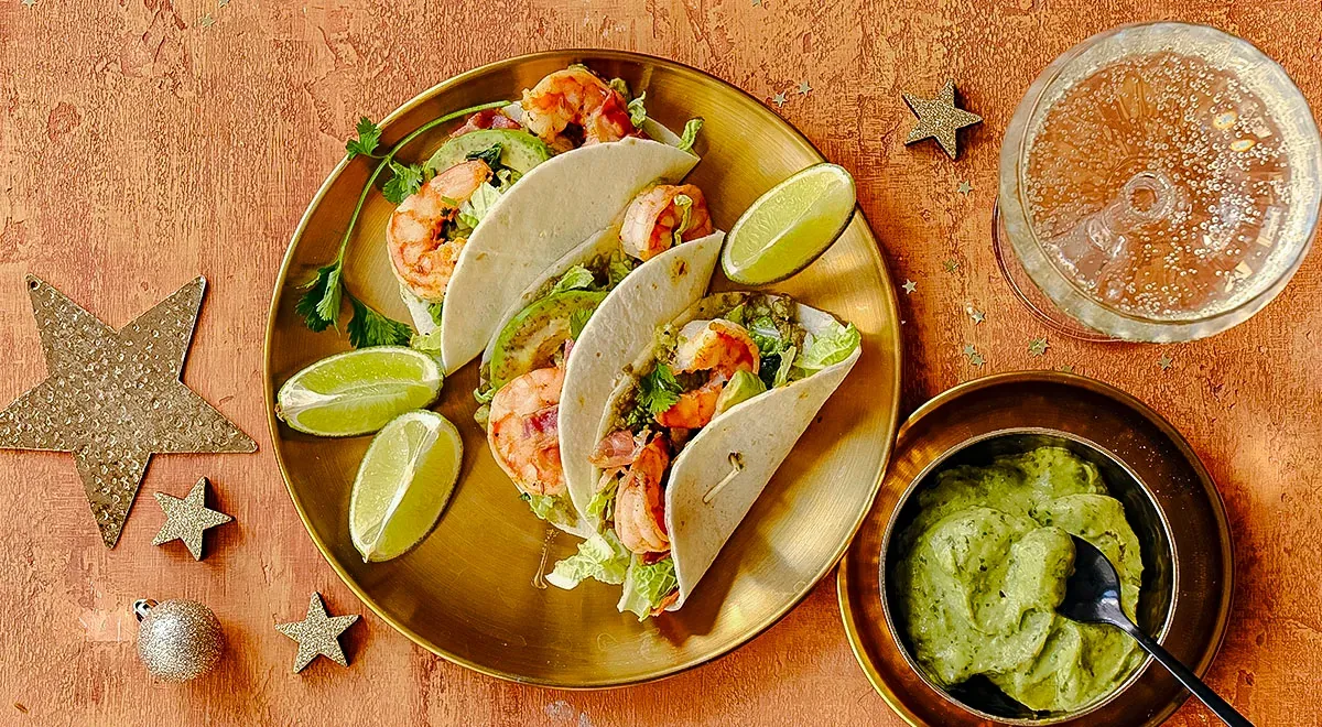 Тако с креветками и беконом