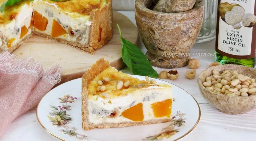 Тарт с тыквой и голубым сыром